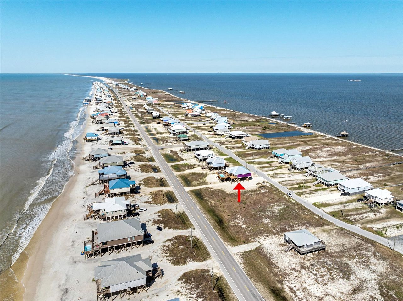Fantastic Beach House with Stunning Sights in Dauphin Island, Alabama