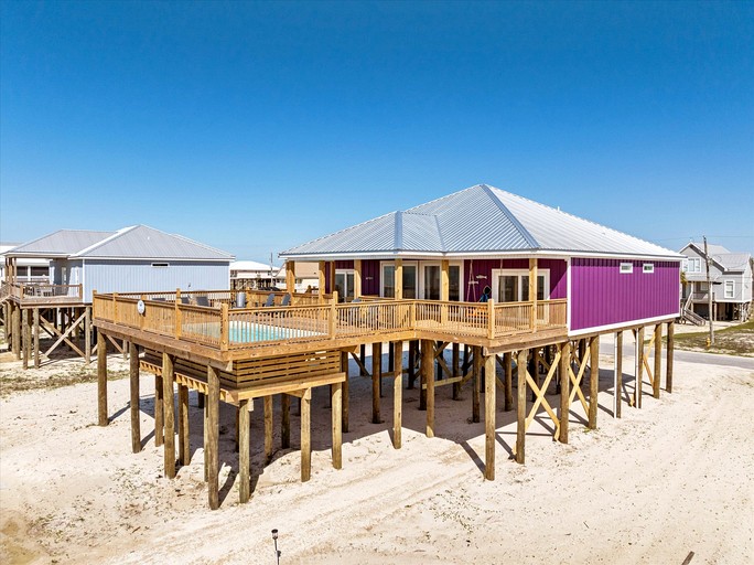 Beach Houses (United States of America, Dauphin Island, Alabama)