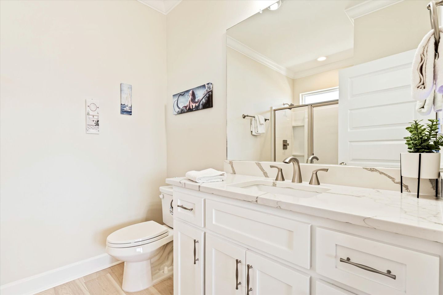 Fantastic Beach House with Stunning Sights in Dauphin Island, Alabama