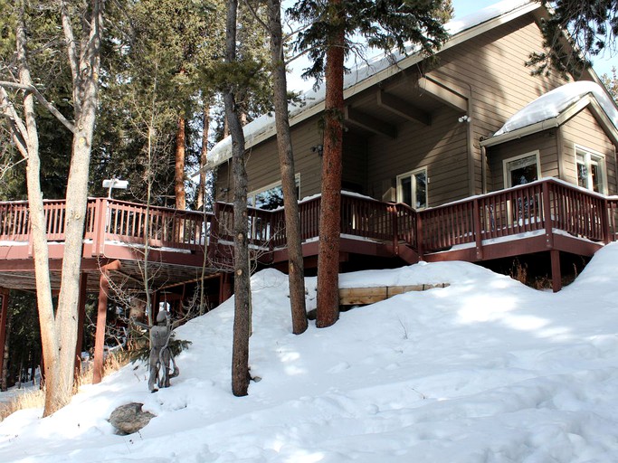 Cabins (Breckenridge, Colorado, United States)