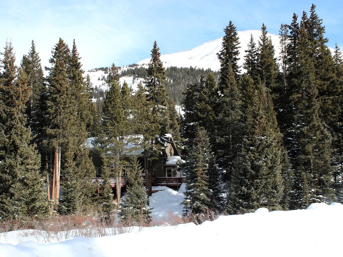 Cabins (Breckenridge, Colorado, United States)