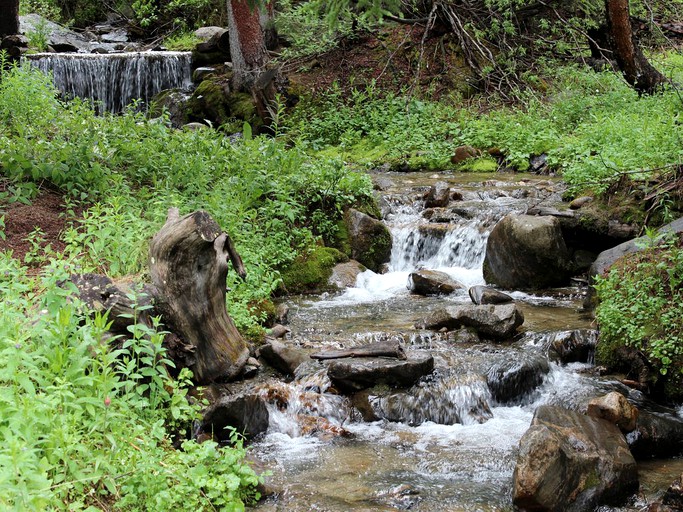 Cabins (Breckenridge, Colorado, United States)