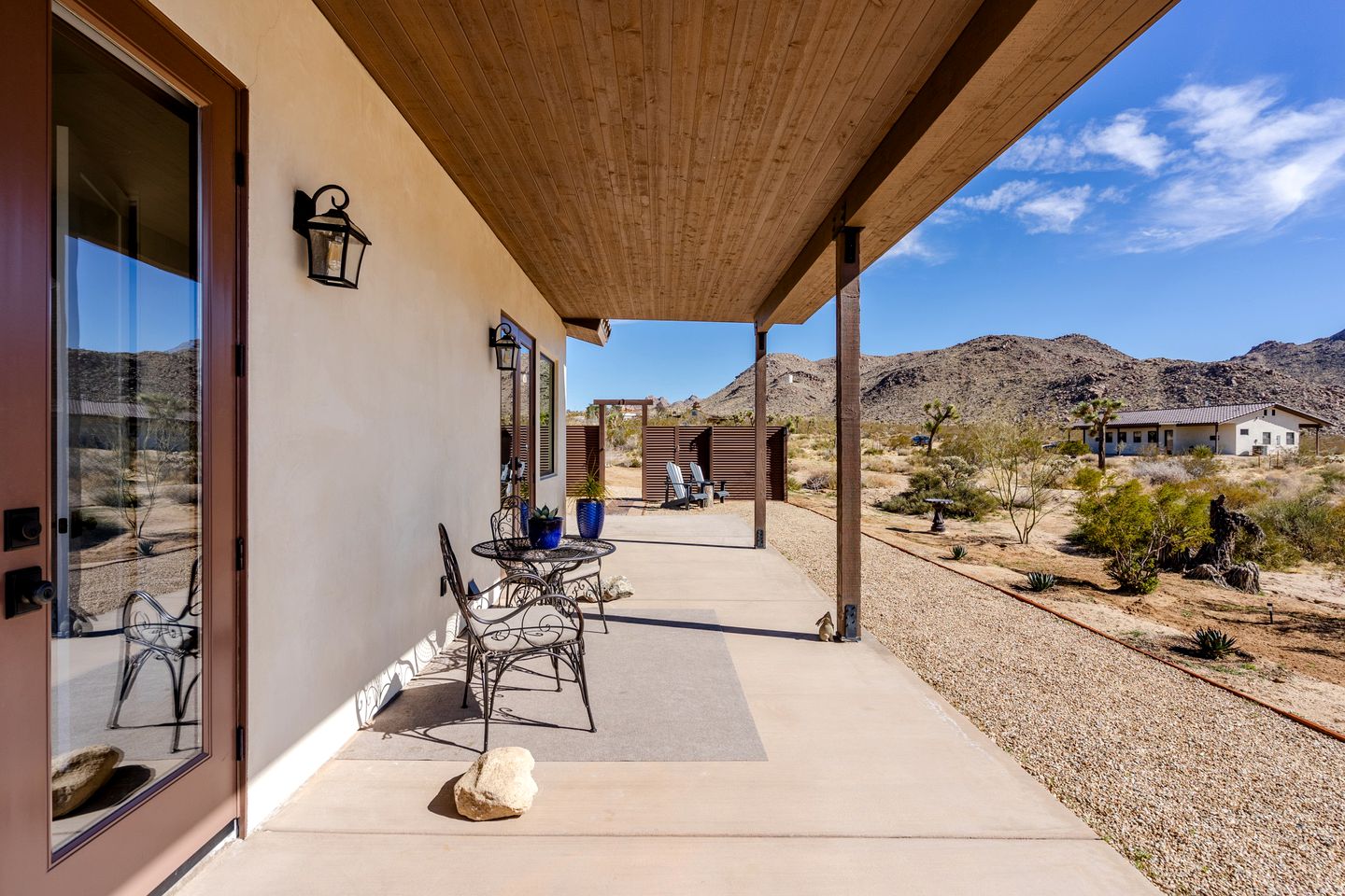 Wonderful Cottage with Hot-tub and Fire Pit in Joshua Tree, California
