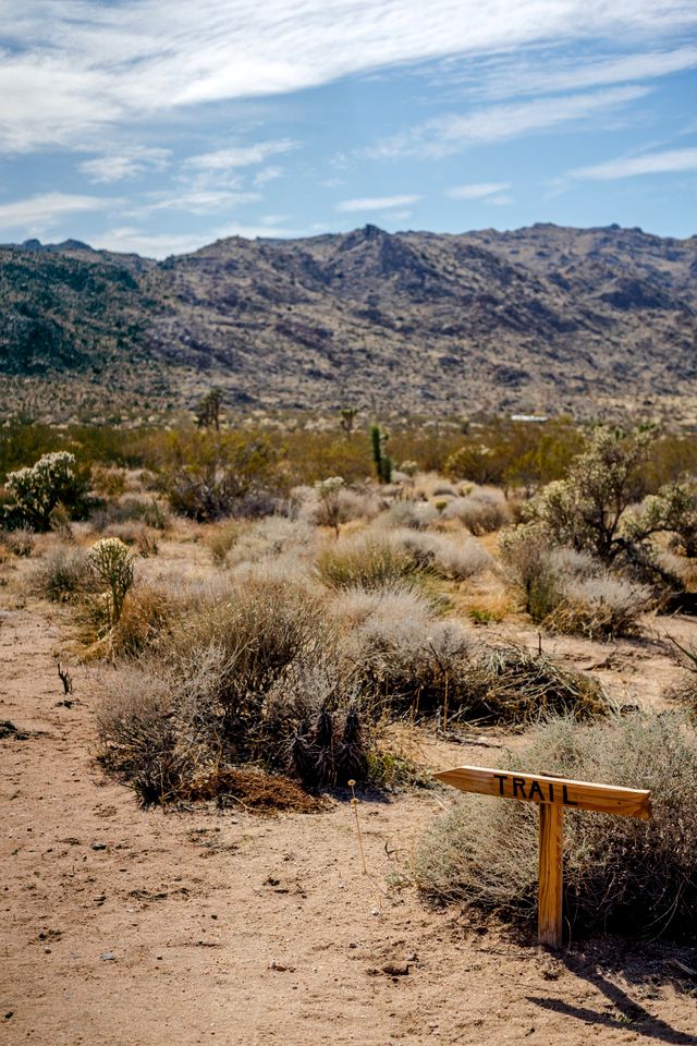 Wonderful Cottage with Hot-tub and Fire Pit in Joshua Tree, California