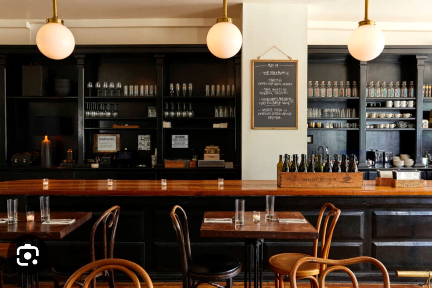 Peaceful Village Retreat Blending Rustic Charm with Modern Style in Bovina, New York