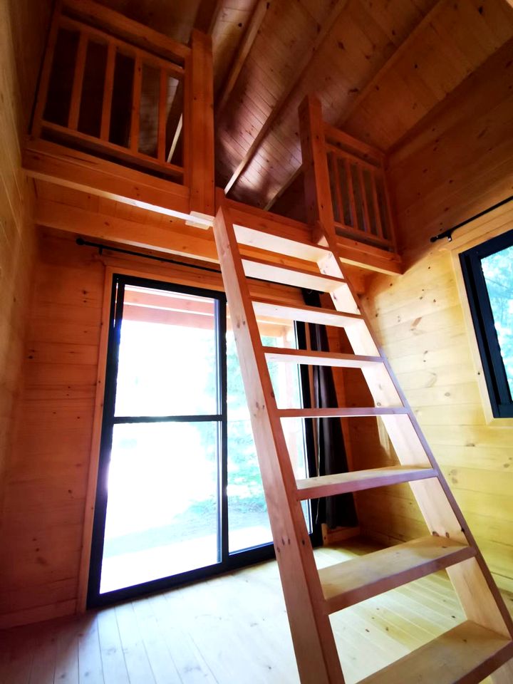 Quaint Cabin with Lofted Interior in British Columbia