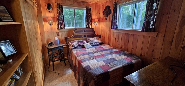 Cabins (United States of America, Greenville, Maine)