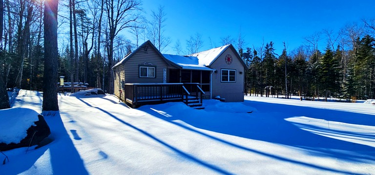 Cabins (United States of America, Greenville, Maine)