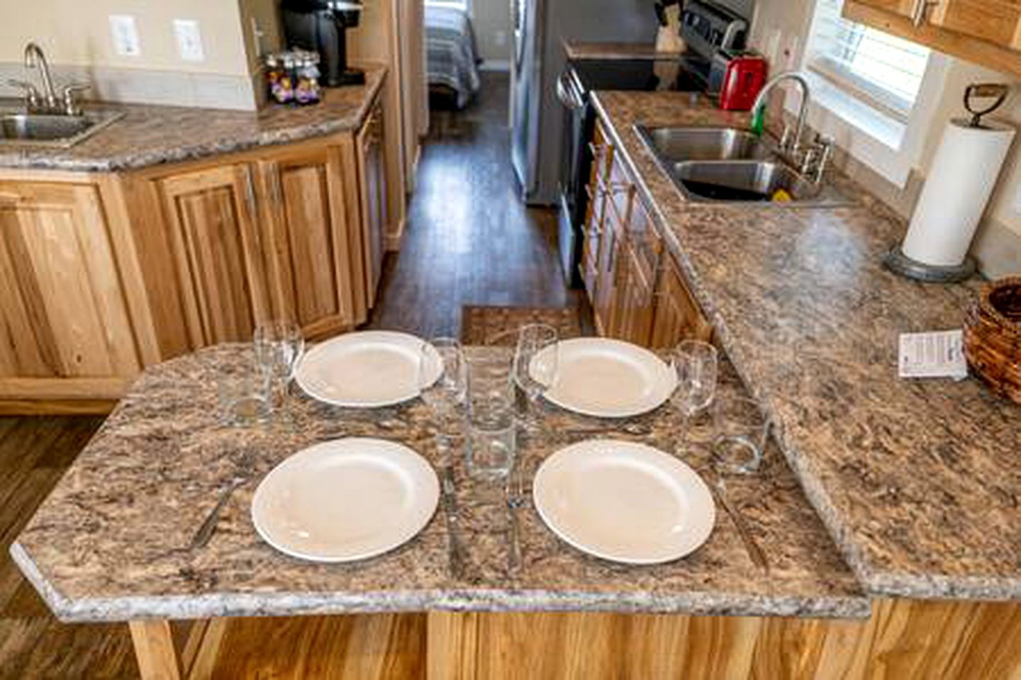 Quaint Cabin Rental for Pet-Friendly Vacations near Lake Bridgeport, Texas