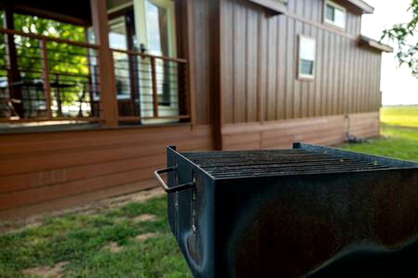 Quaint Cabin Rental for Pet-Friendly Vacations near Lake Bridgeport, Texas