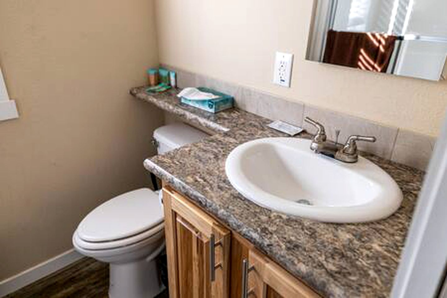 Quaint Cabin Rental for Pet-Friendly Vacations near Lake Bridgeport, Texas