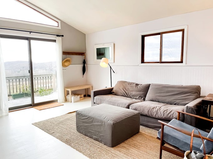 Cabins (United States of America, Hamden, New York)