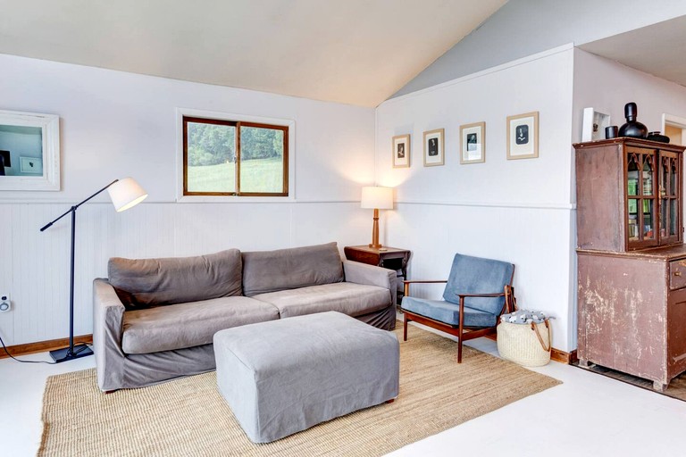 Cabins (United States of America, Hamden, New York)