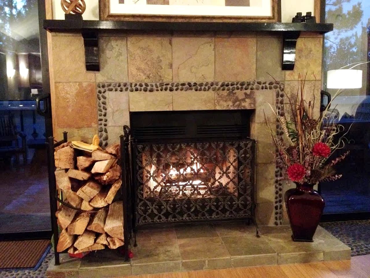 Quaint Cottage in The Village near Big Bear Lake, Perfect for a Weekend Escape