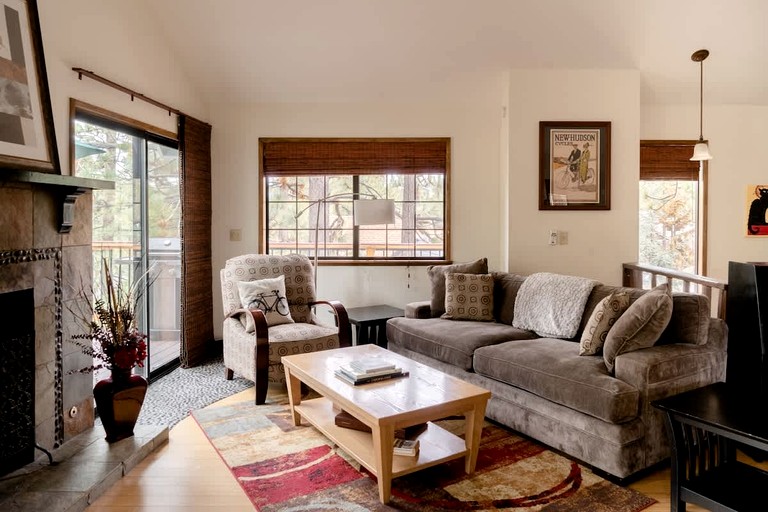 Cottages (United States of America, Big Bear Lake, California)