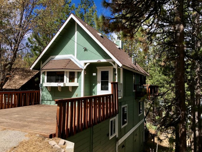 Cottages (United States of America, Big Bear Lake, California)