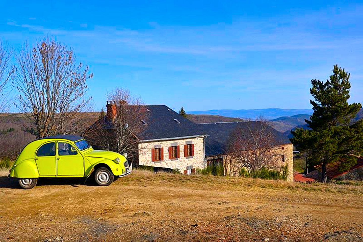 Quaint Holiday Rental for a Glamping Getaway near Cronce, France