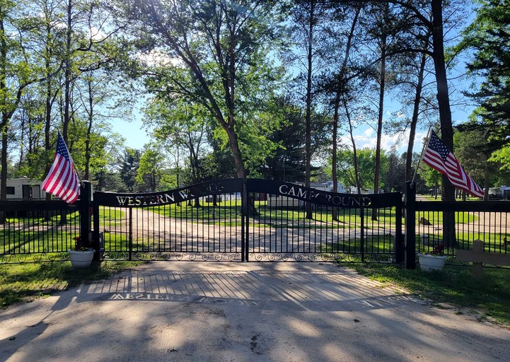 Cabins (United States of America, Wisconsin Dells, Wisconsin)