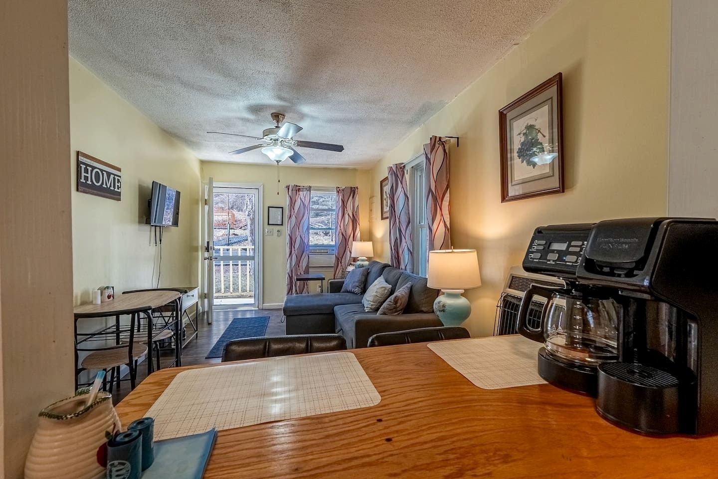 Quaint Cozy Cottage Perfect for a Peaceful Getaway in West Virginia