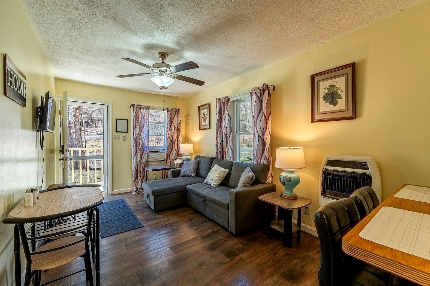Quaint Cozy Cottage Perfect for a Peaceful Getaway in West Virginia