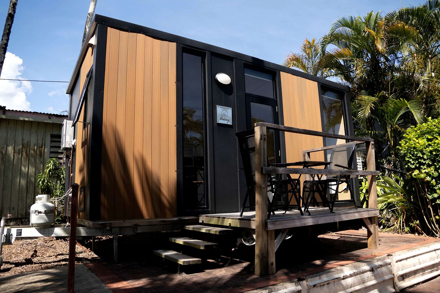 Quaint Cozy Tiny House Perfect for Two in Cardwell, Queensland