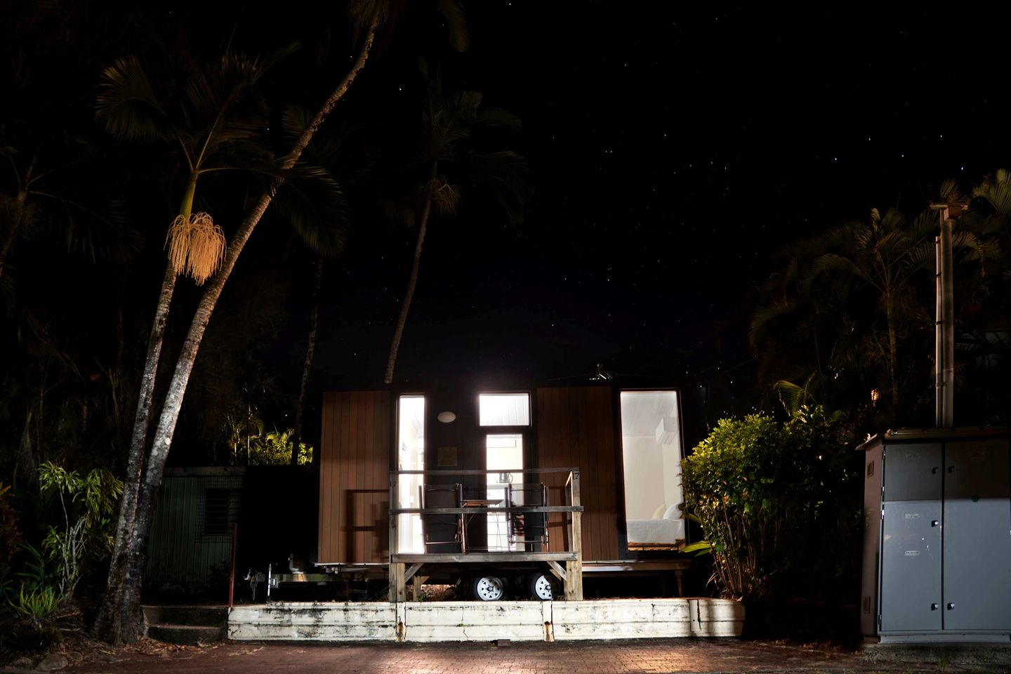 Quaint Cozy Tiny House Perfect for Two in Cardwell, Queensland