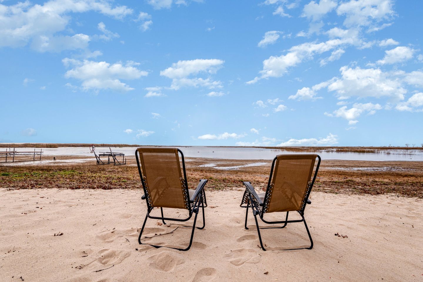 Quaint Lake Cottage Perfect to Reconnect with Nature in Michigan