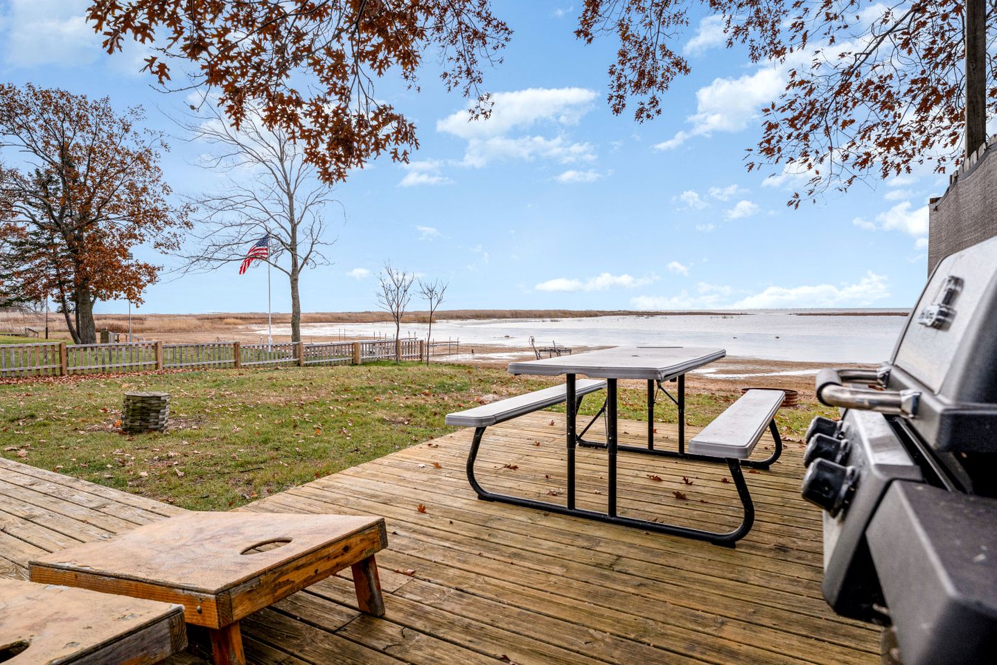 Quaint Lake Cottage Perfect to Reconnect with Nature in Michigan