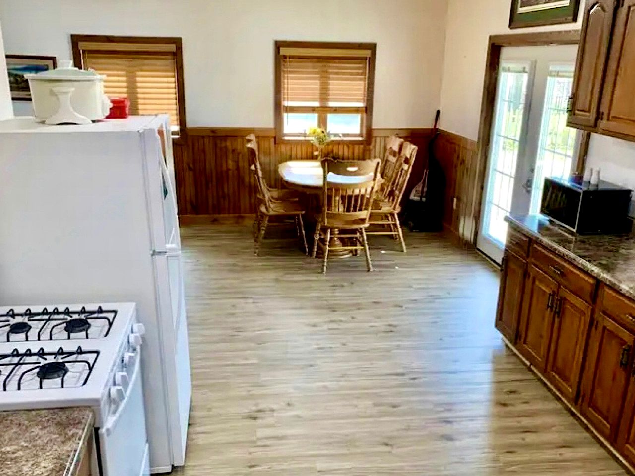 Quaint Lake Cottage Perfect to Reconnect with Nature in Michigan
