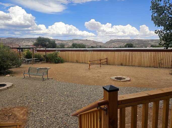 Cabins (United States of America, Escalante, Utah)