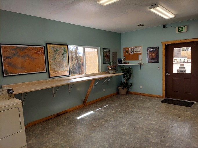 Cabins (United States of America, Escalante, Utah)