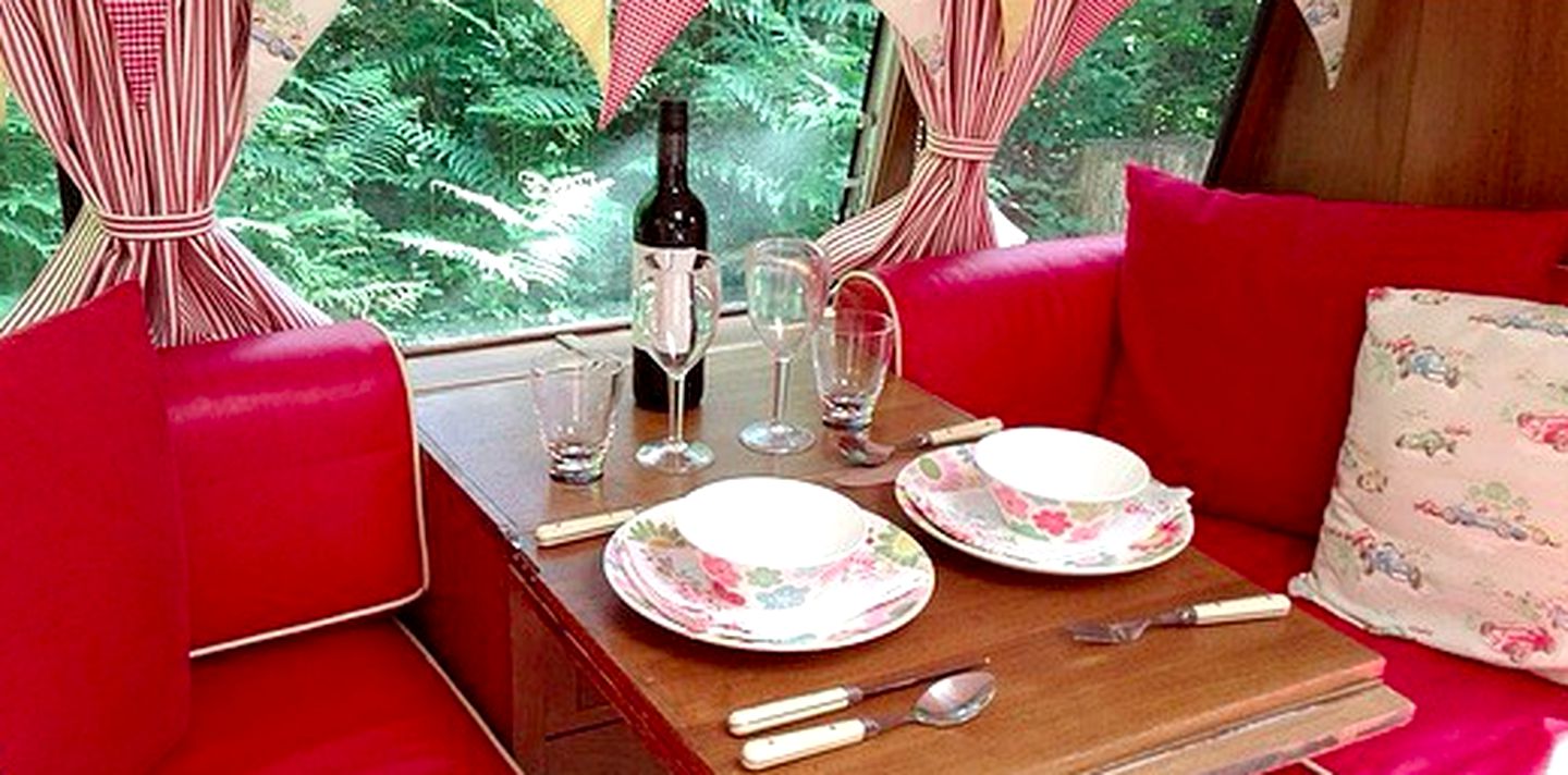 Quaint Vintage Caravan Rental in Kent County