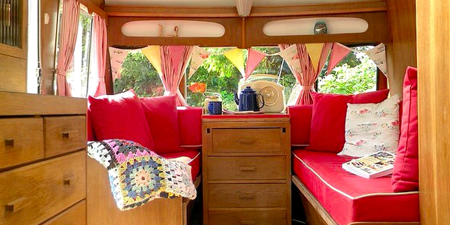 Quaint Vintage Caravan Rental in Kent County