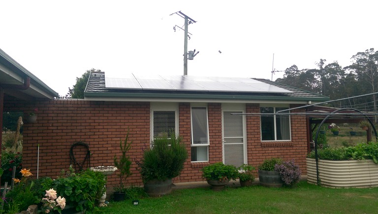 Cabins (Deloraine, Tasmania, Australia)