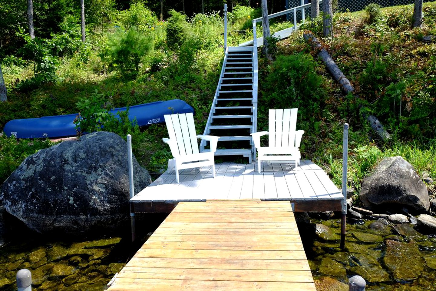 Pet-Friendly Cabin Rental with Stunning Views of Damariscotta Lake near Jefferson, Maine