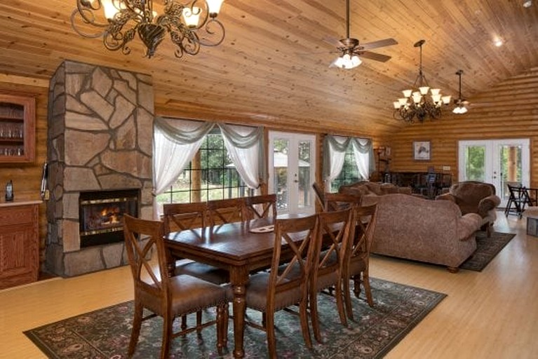 Log Cabins (United States of America, Williams, Arizona)