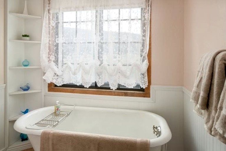 Log Cabins (United States of America, Williams, Arizona)