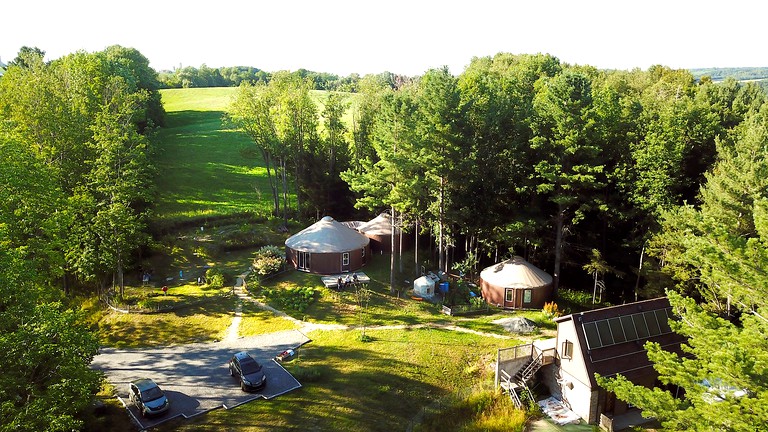 Yurts (Canada, Coaticook, Quebec)