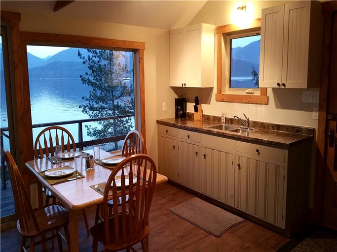 Vacation Rentals (Nelson, British Columbia, Canada)