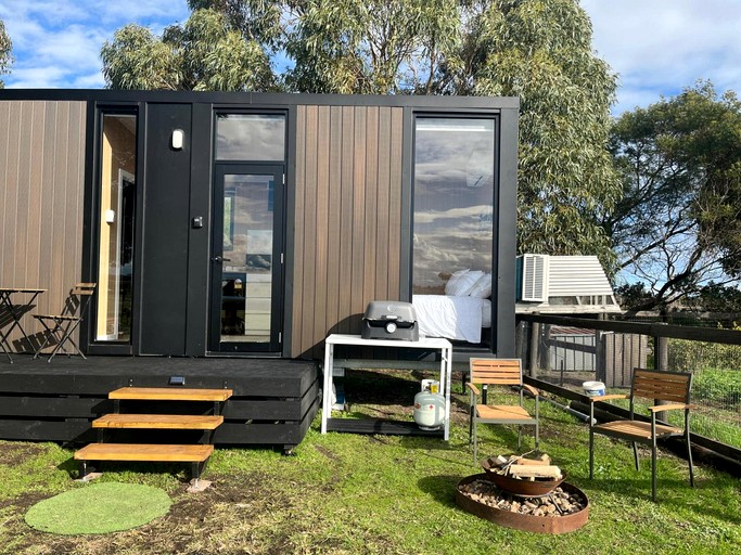 Tiny Houses (Australia, Bass, Victoria)