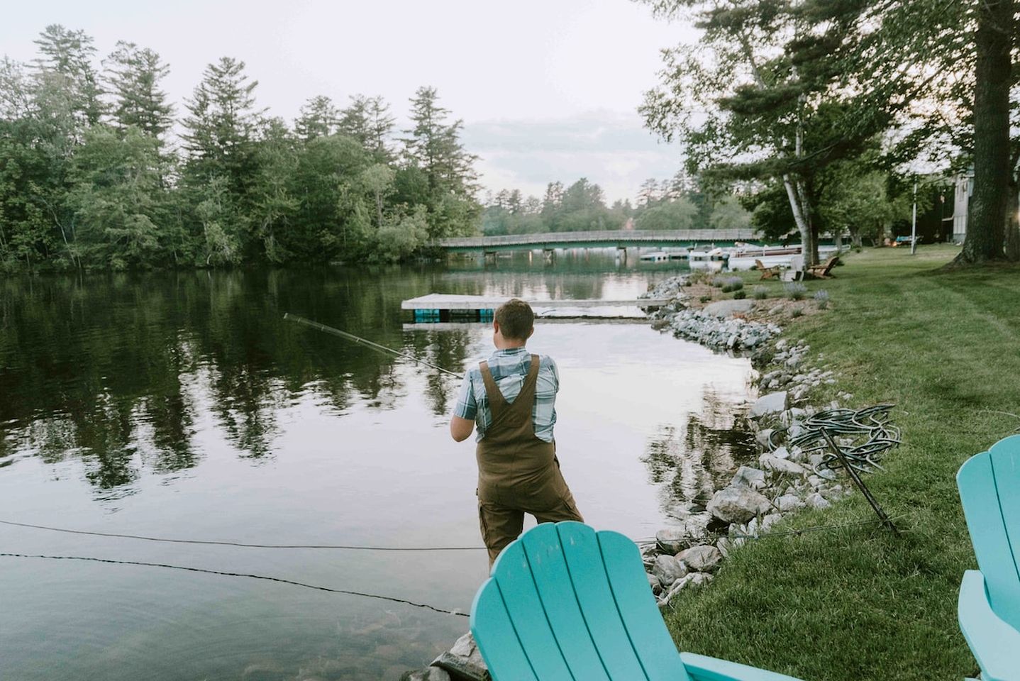 Quiet and Intimate Pet Friendly Cottage Perfectly set on the Shores of Cobbossee Lake for Fishing in Winthrop, Maine