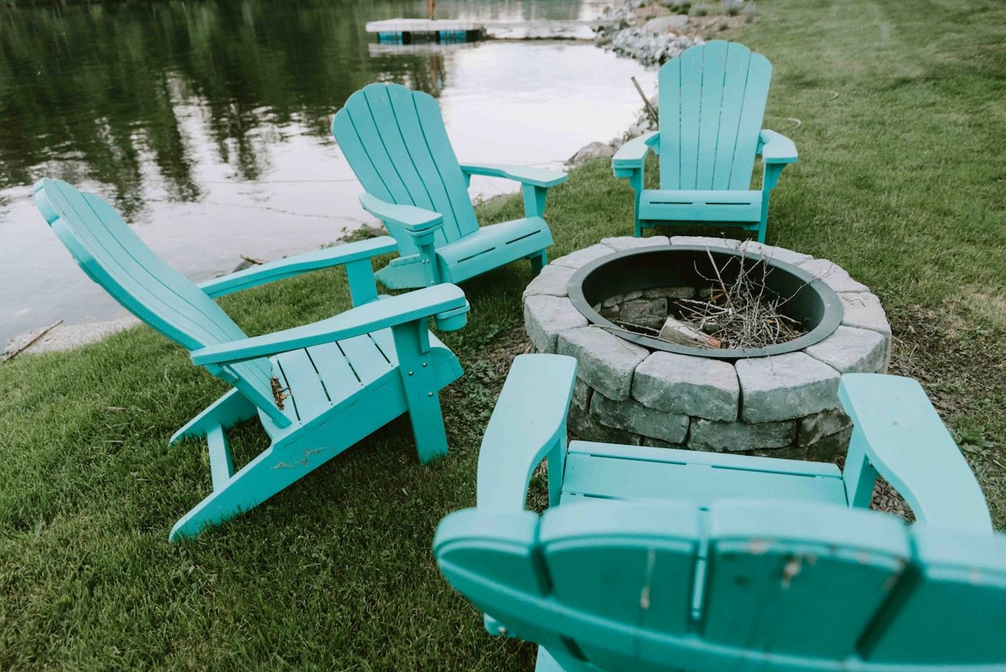 Quiet and Intimate Pet Friendly Cottage Perfectly set on the Shores of Cobbossee Lake for Fishing in Winthrop, Maine