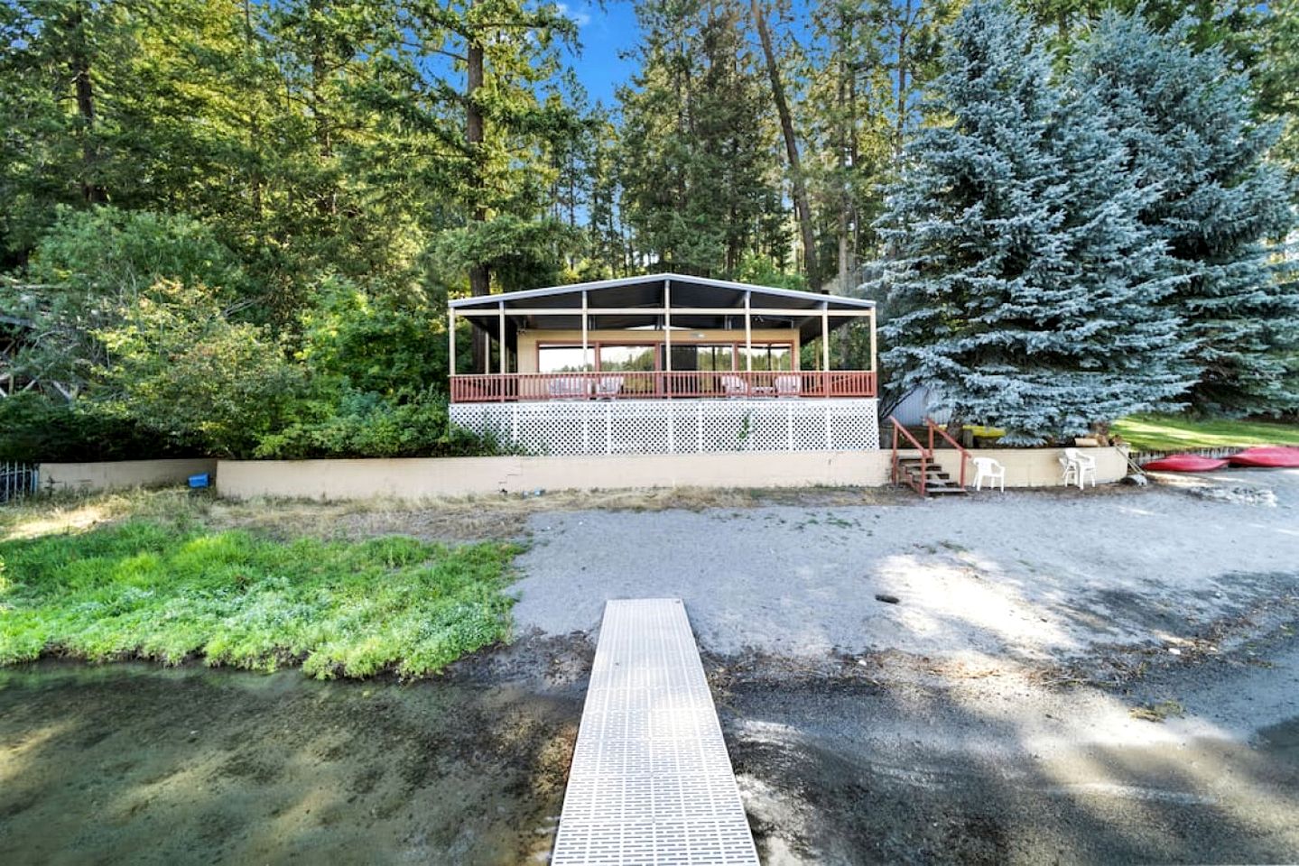 Secluded, Rustic Lakefront Home, Nestled on the Peaceful Shores of Lake Coeur d’Alene, Idaho