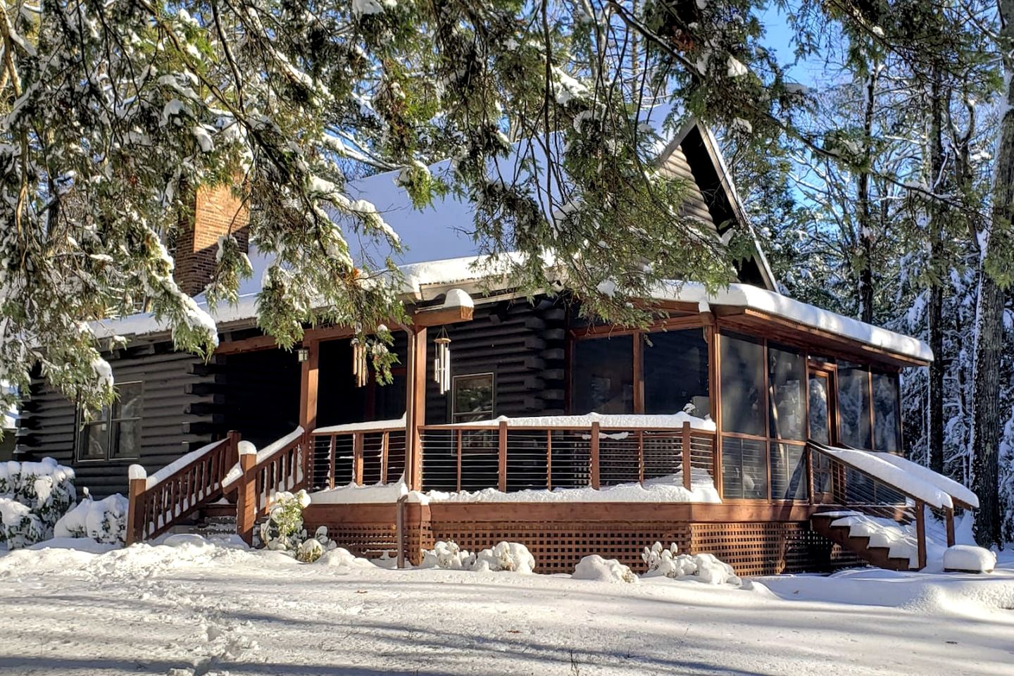 Modern, Cozy, Idyllic Log Cabin Secluded on 6 Serene Acres, Stone Ridge, New York