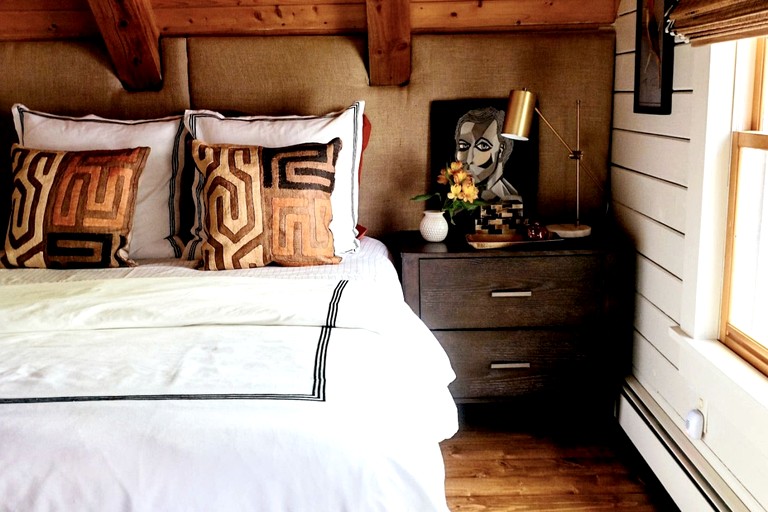 Cabins (United States of America, Stone Ridge, New York)