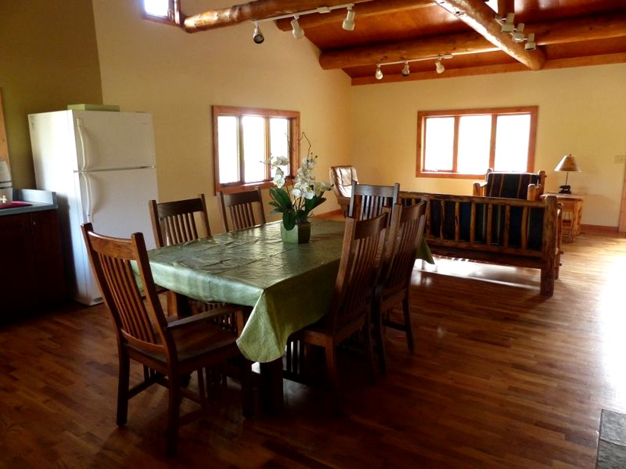 Spacious and Open Cabin Rental on Stillwater River near Billings, Montana