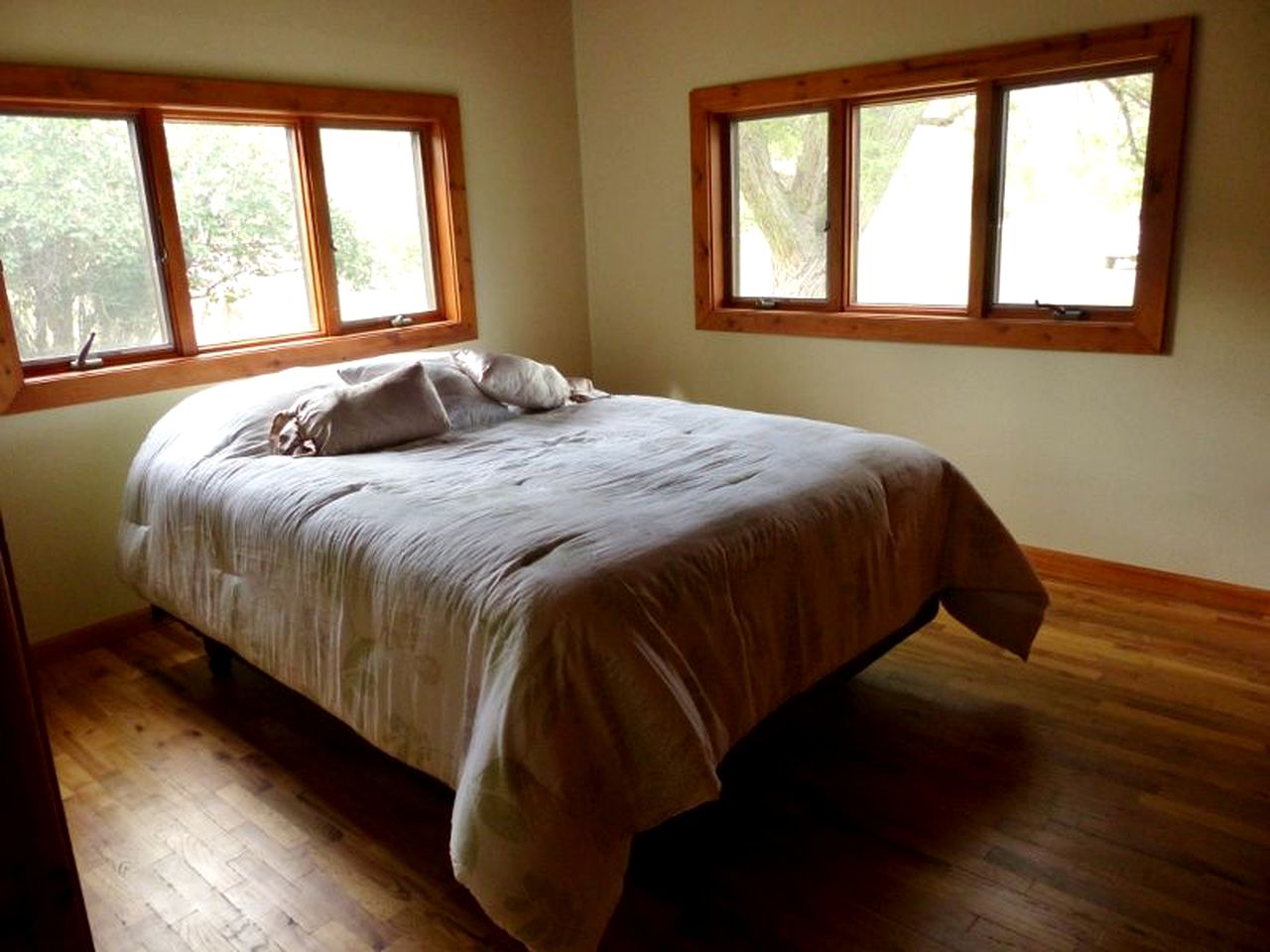 Spacious and Open Cabin Rental on Stillwater River near Billings, Montana