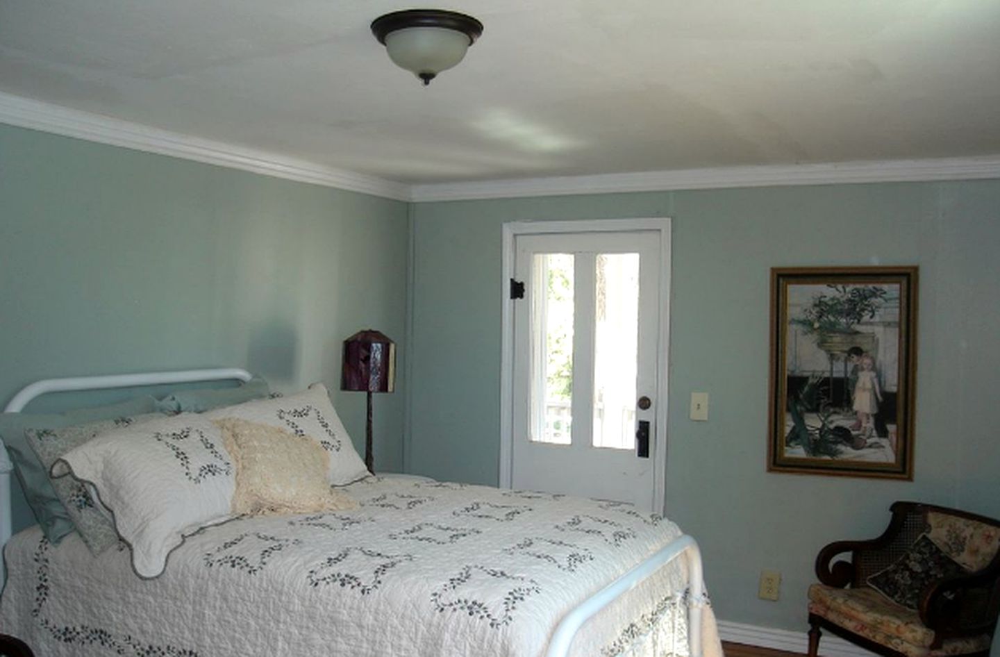 Secluded Camping Cabin with Private Hot Tub near Fayetteville, Arkansas