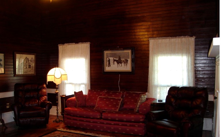 Cabins (Elkins, Arkansas, United States)