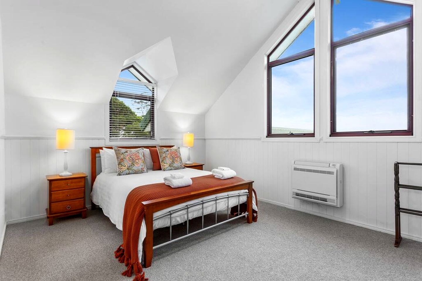 Secluded Hillside Chalet with Stunning Views & Outdoor Spa near Hampton, Queensland